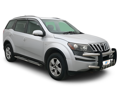 Mahindra XUV500-img